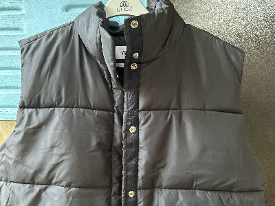 جاكيت-نفخ-اسود