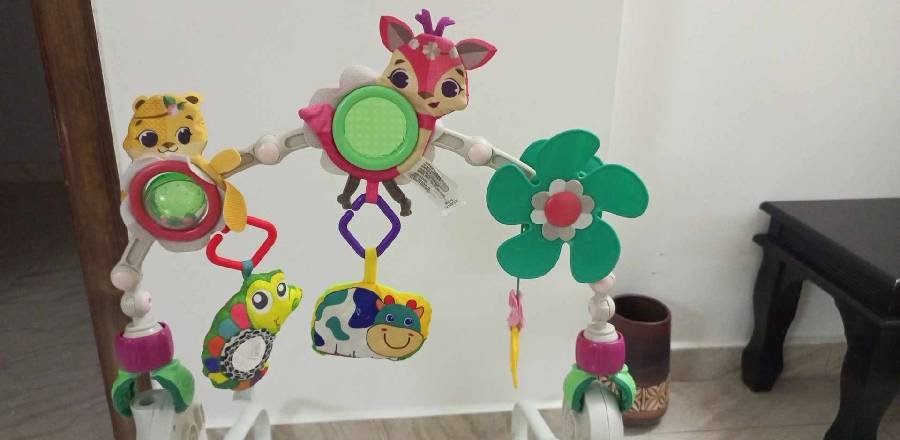 تعليقة للاطفال للكوت والعرباية والسرير