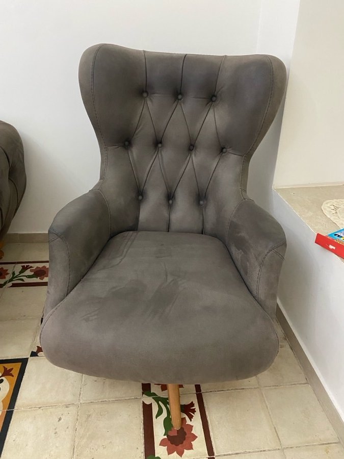 single-chair-كرسي-لشخص-واحد-،-مرتب-ومريح