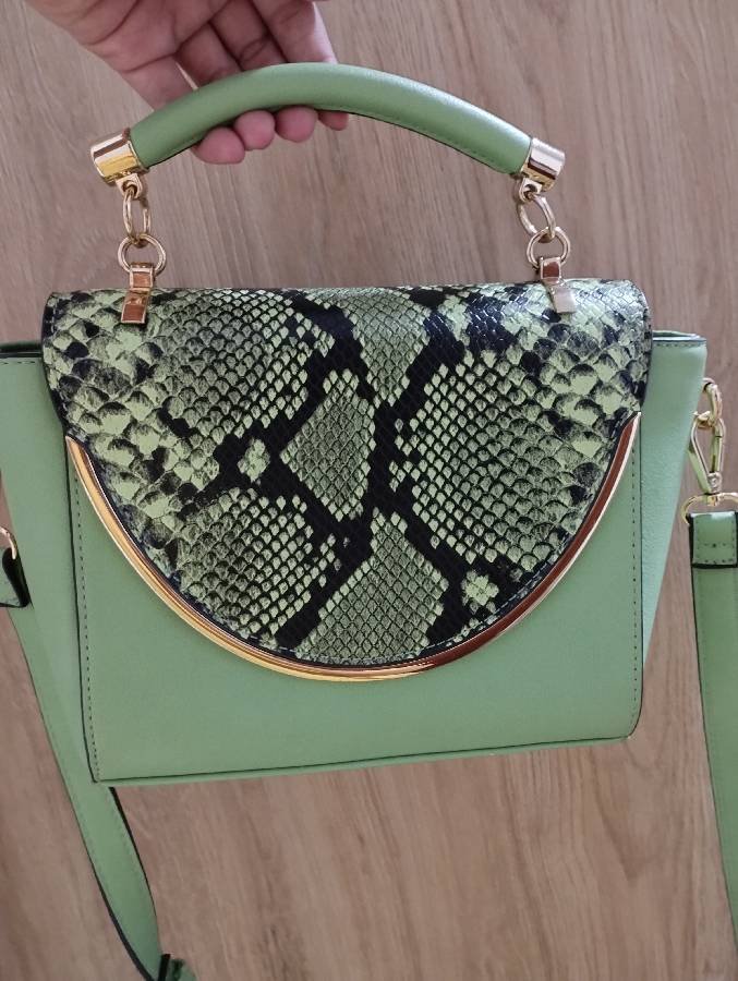 حقيبة-بحالة-ممتازة