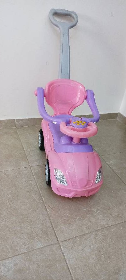 سيارة-اطفال