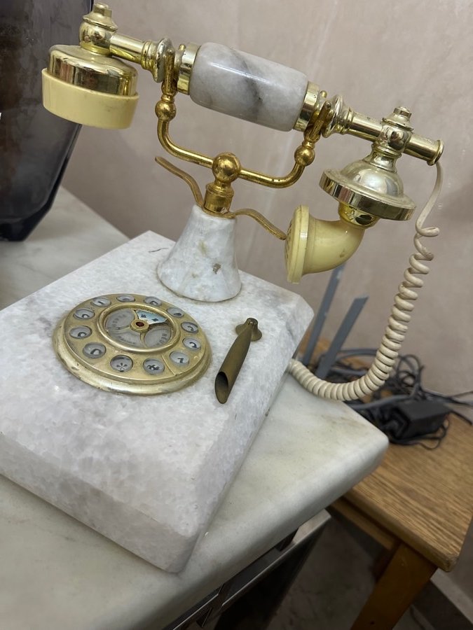 تلفون-رخام-بلاط