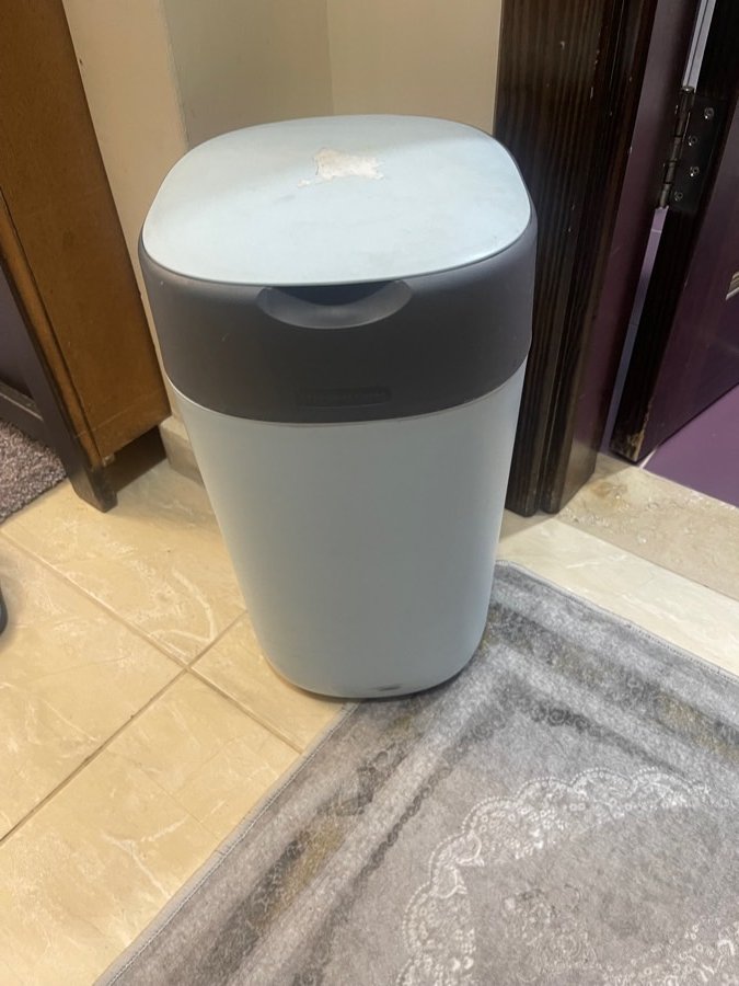 سطل فوط (تومي تيبي)