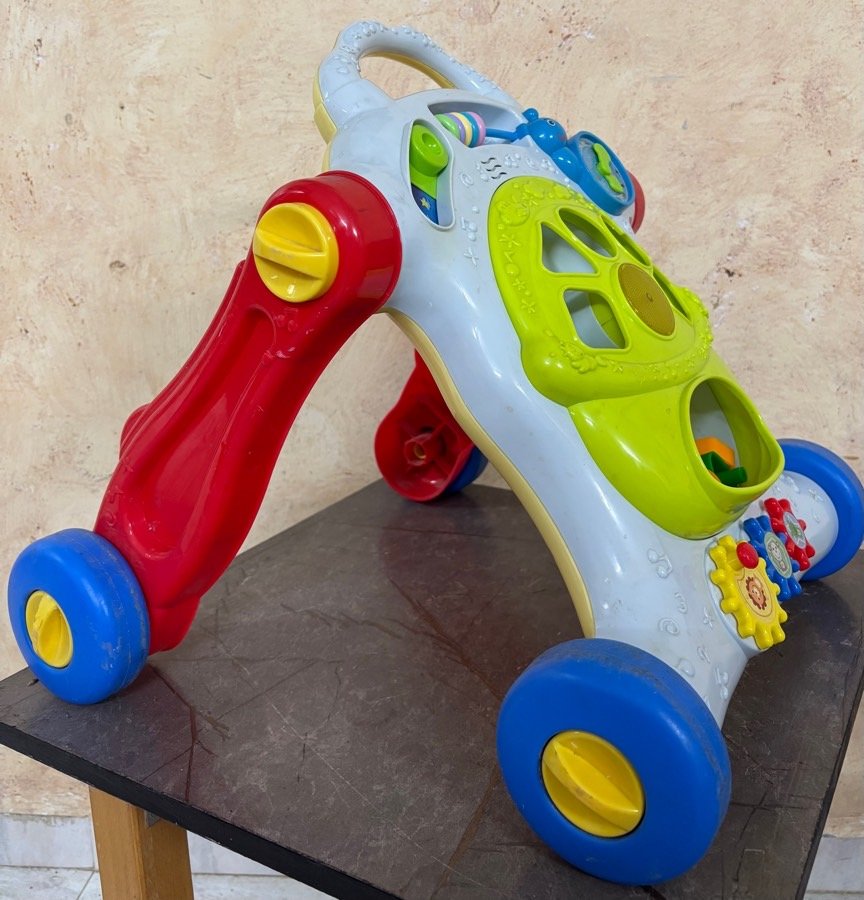 مشاية اطفال