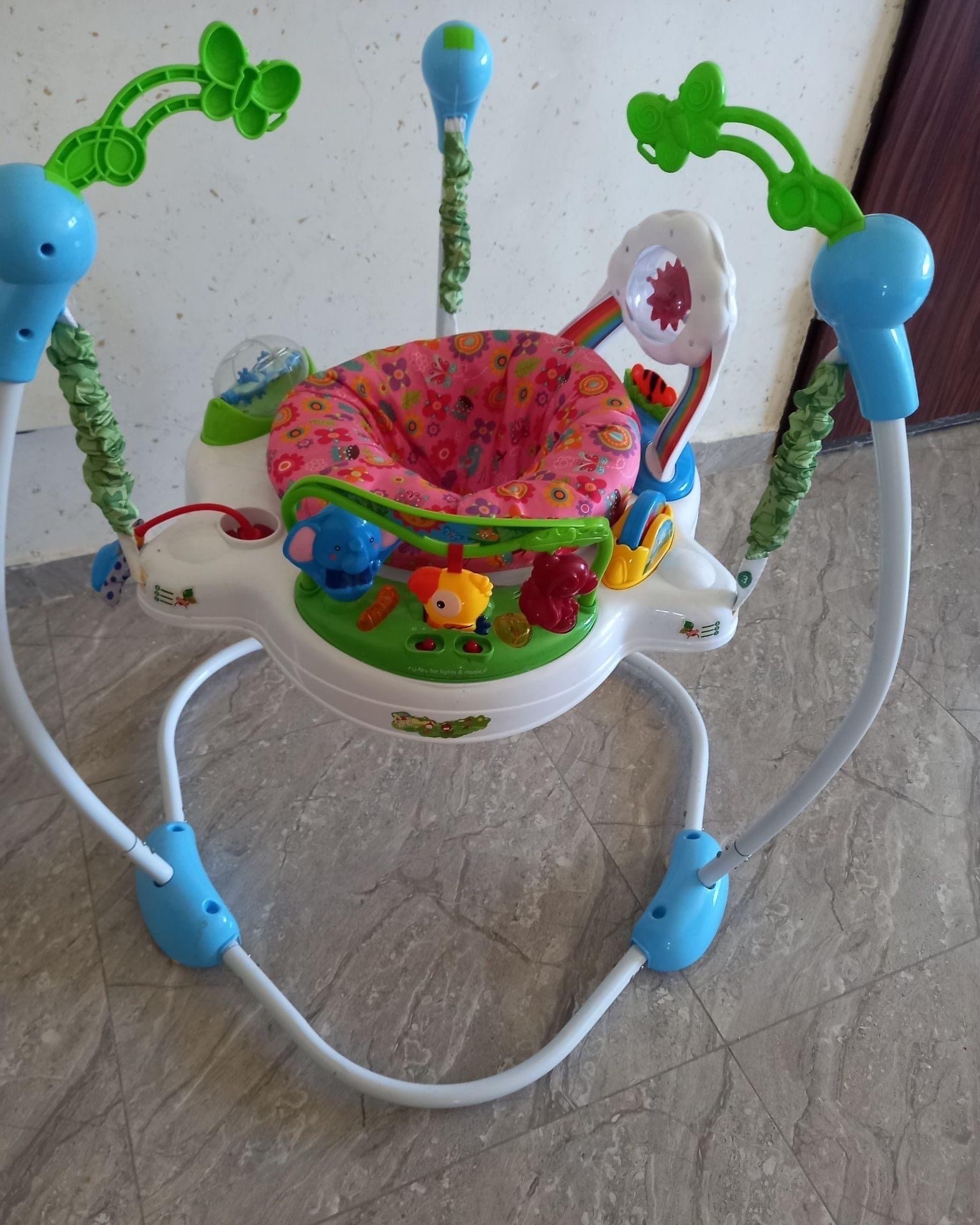 نطاطة اطفال