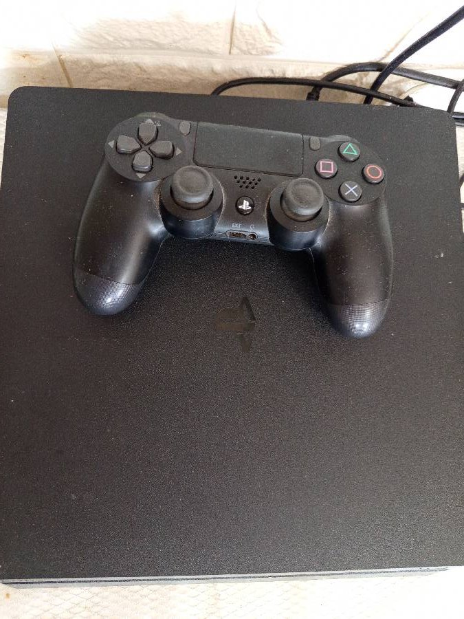 play station 4