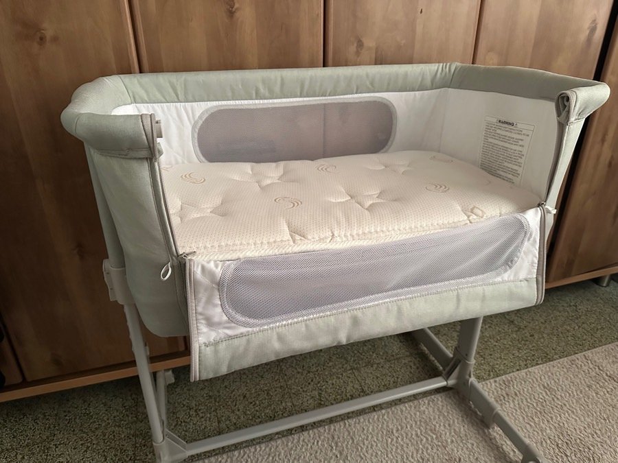 سرير-أطفال-بجانب-السرير-baby-bedside-sleeper-crib