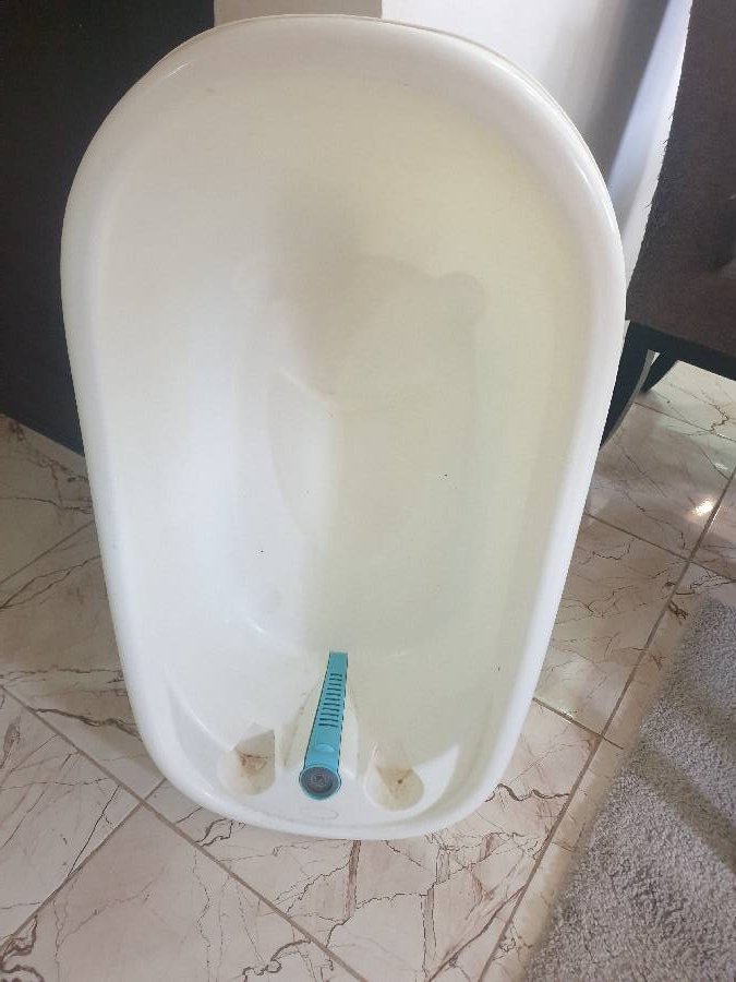 مستلزمات-أطفال-مختلفة