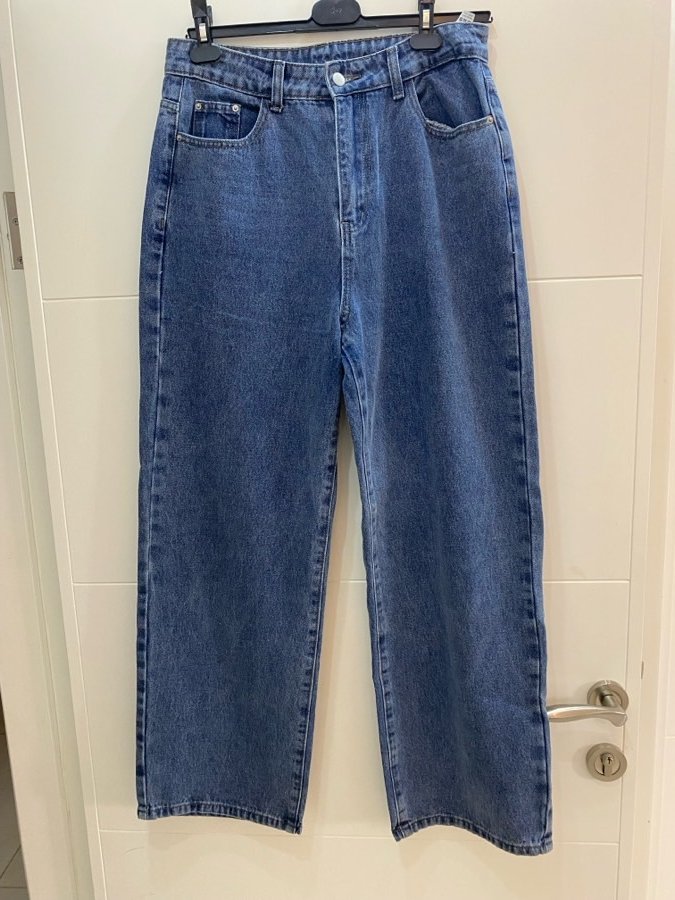 بنطلون-جينز