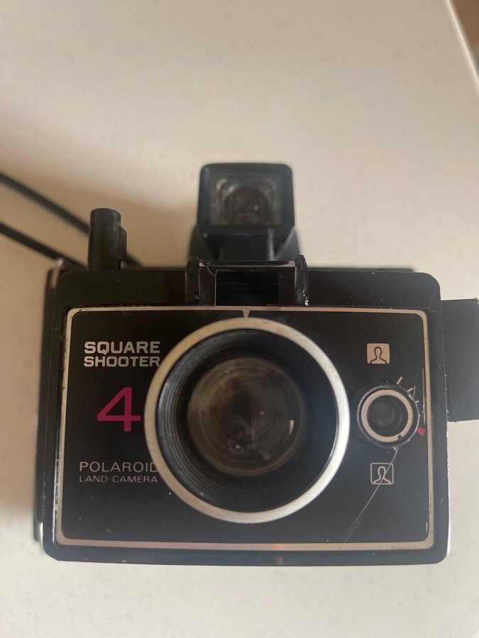polaroid-square-shooter-4-polaroid-land-camera