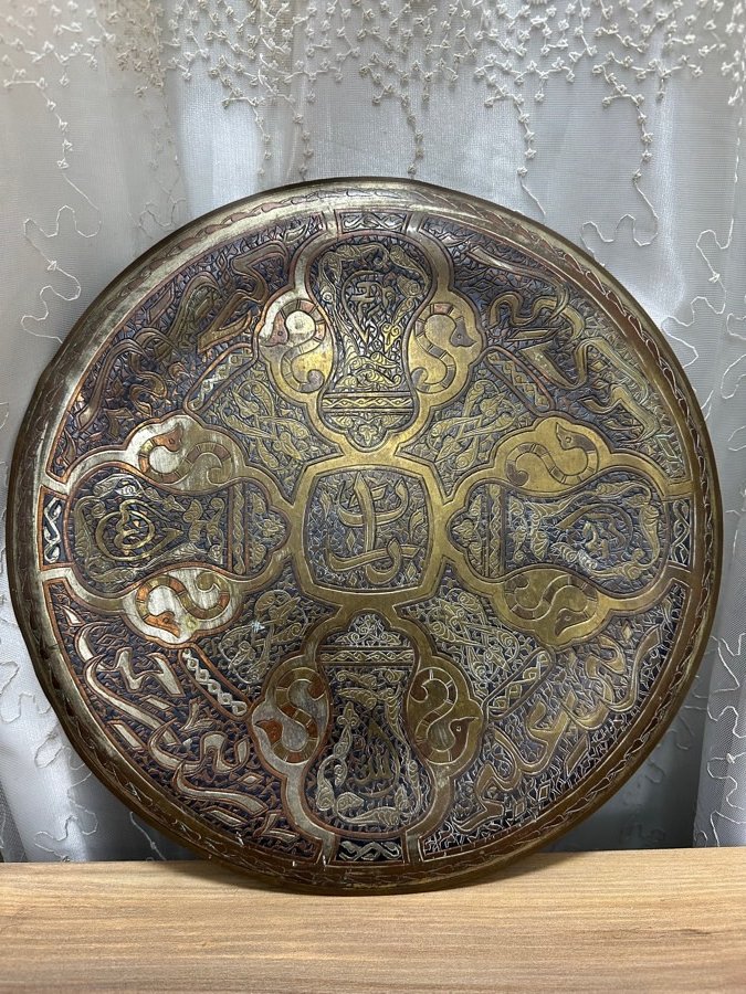 صحن تعليق نحاس مكتب جميل جدا كما موضح بالصور