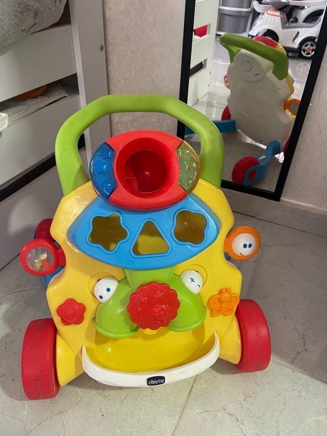 مشاية اطفال (walker)